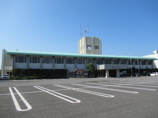 Yokoshibahikari  Town Hall