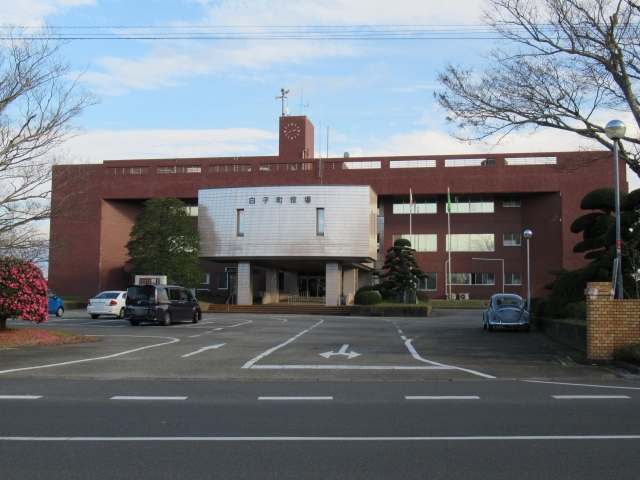 시라코마치사무소